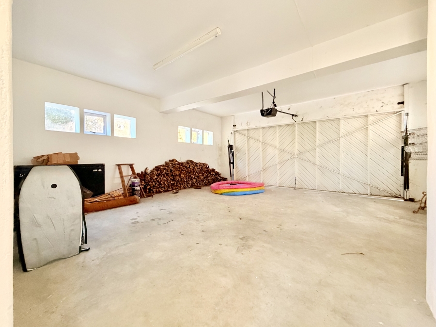 5 Bedroom Property for Sale in Vermont Western Cape